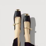 KRYSTAL– VINTAGE LOW-HEELS